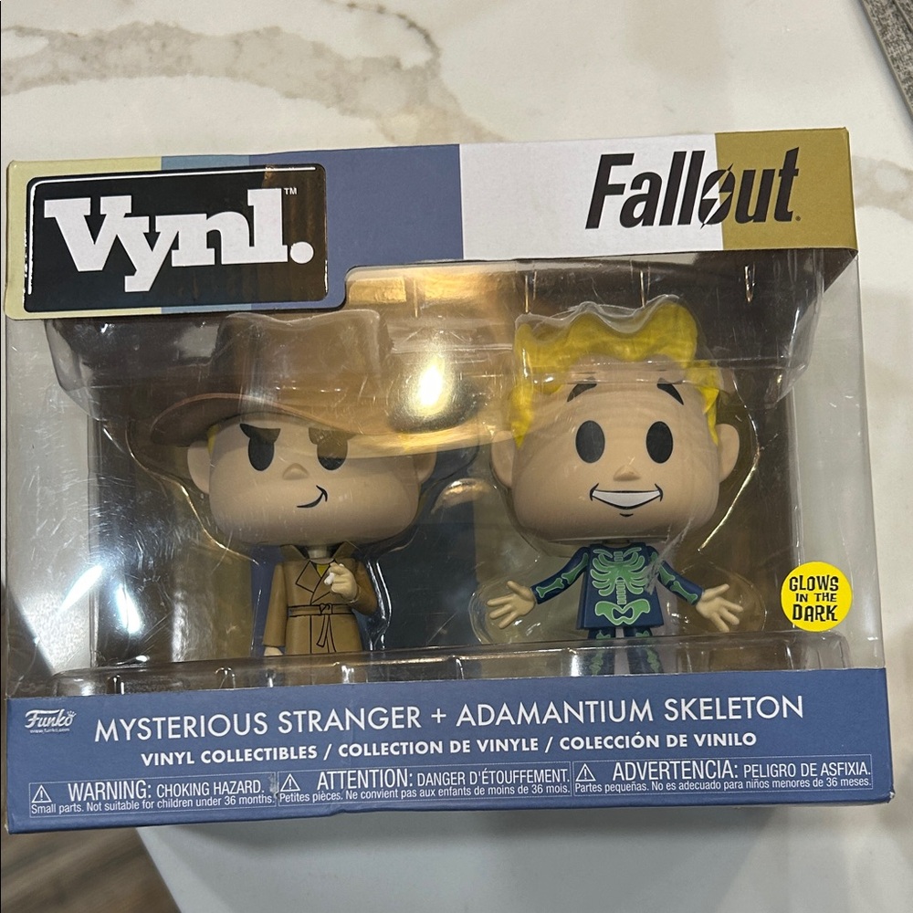 Funko Vynl Fallout Duo Figures - Blue and Yellow